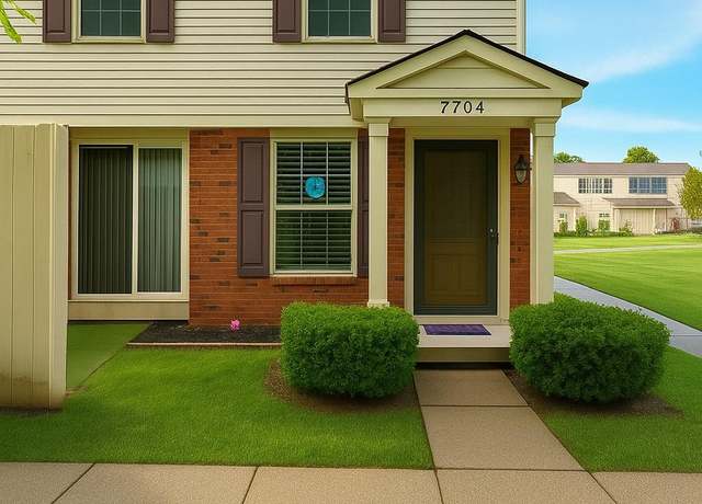 Property at 7704 Lake Ridge Dr, Waterford, MI 48327, 2 beds, 2 baths