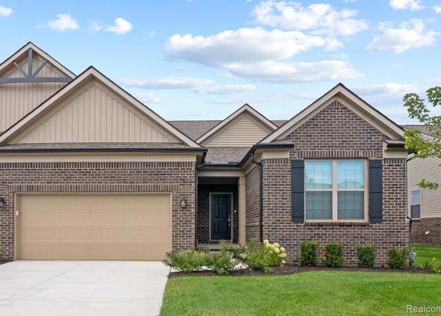 Property at 813 Kelpie Dr, Pittsfield Charter Township, MI 48108, 2 beds, 2 baths