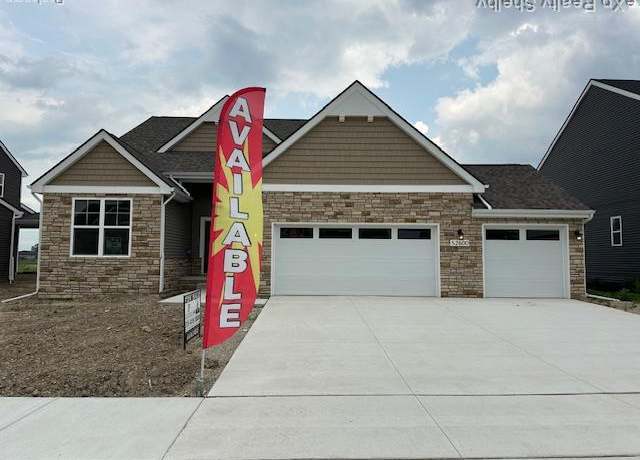 Property at 52600 Wellington Valley Dr, Macomb, MI 48042, 3 beds, 2.5 baths