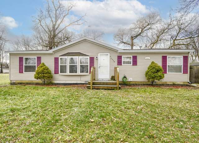 Property at 2350 Iowa Ave, Saginaw, MI 48601, 3 beds, 2 baths