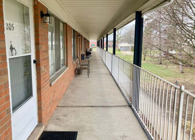 Property at 2217 Clawson Ave #205, Royal Oak, MI 48073, 1 bed, 1 bath