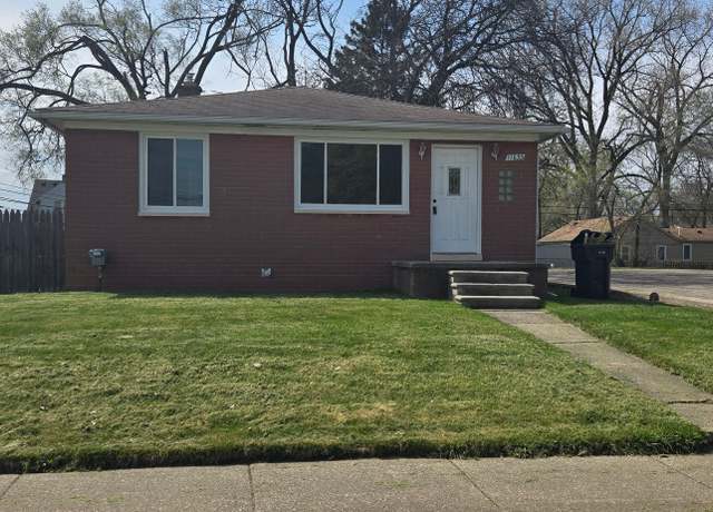 Property at 11633 Arcola St, Livonia, MI 48150, 2 beds, 1.5 baths