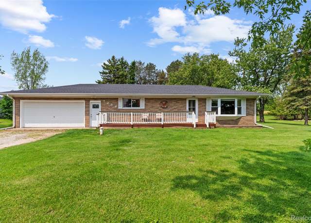 Property at 7284 Fostoria Rd, Mayville, MI 48744, 2 beds, 1 bath