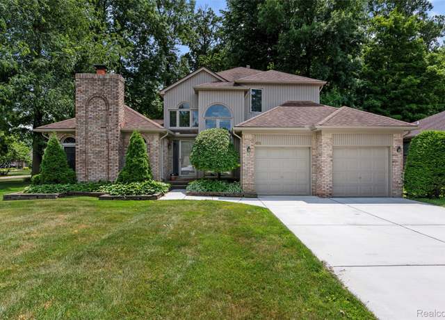 Property at 494 Daylily Dr, Rochester Hills, MI 48307, 4 beds, 2.5 baths