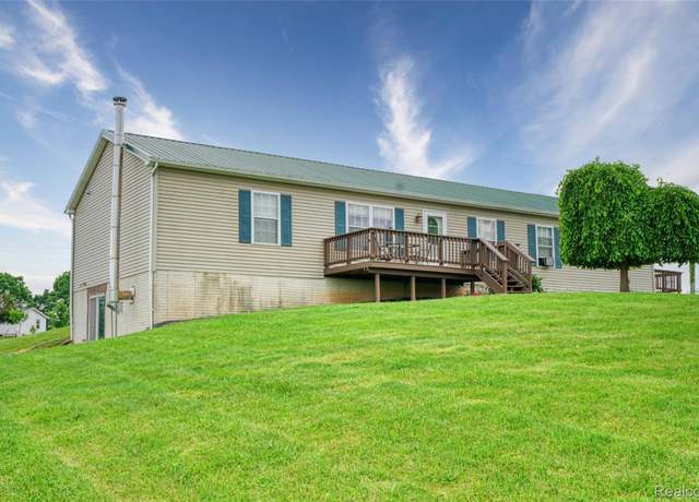 Property at 5771 Milett Rd, Fowlerville, MI 48836, 3 beds, 2 baths