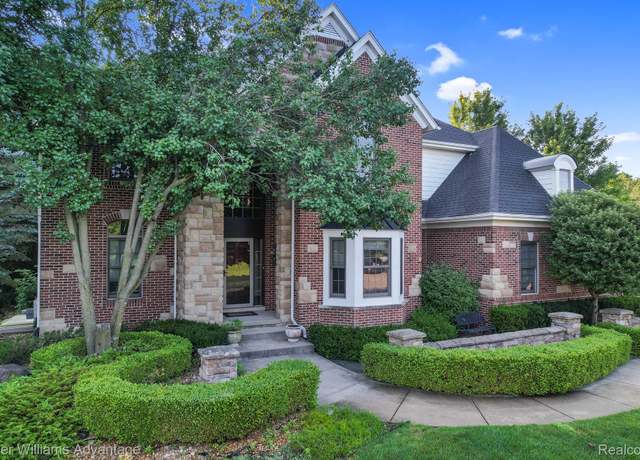 Property at 47232 Merion Cir, Northville, MI 48168, 5 beds, 4.5 baths