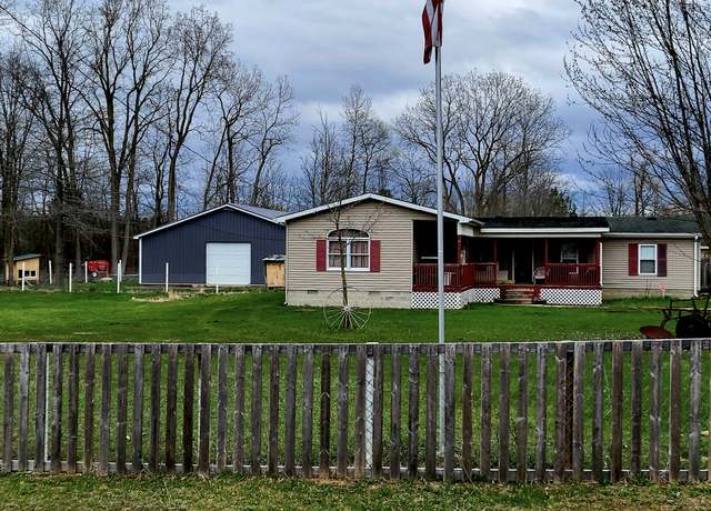 Property at 6448 Turner Rd, Flushing, MI 48433, 4 beds, 2 baths