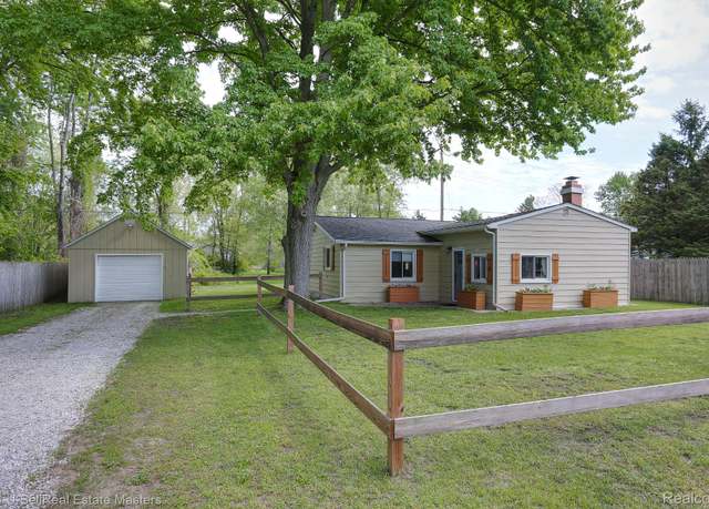 Property at 3820 Pine Rd, Burtchville, MI 48059, 3 beds, 1 bath