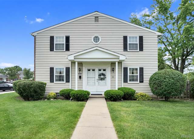 Property at 19931 Schoolhouse Ct, Northville, MI 48167, 3 beds, 2.5 baths