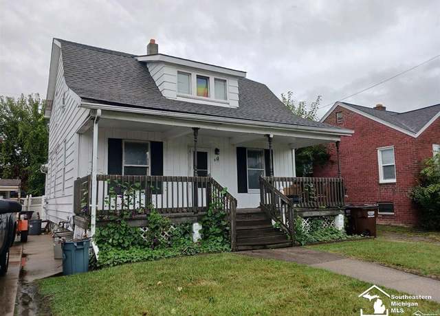 Property at 639 Michigan Ave, Monroe, MI 48162, 5 beds, 2 baths