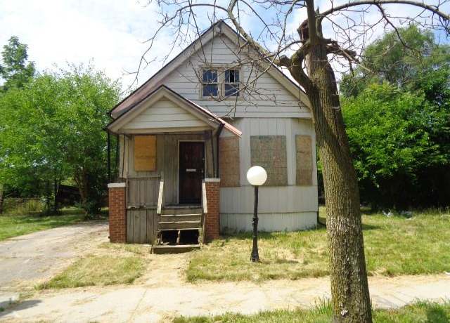 Property at 4869 Cooper St, Detroit, MI 48214, 3 beds, 1 bath