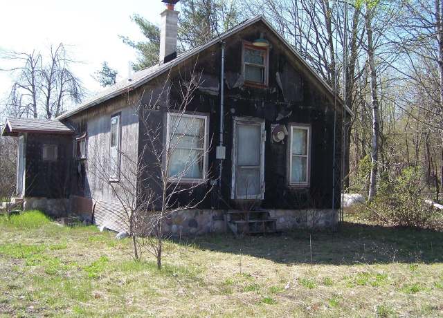 Property at 2720 Sawyer Rd, Gaylord, MI 49735, 1 bed, 1 bath