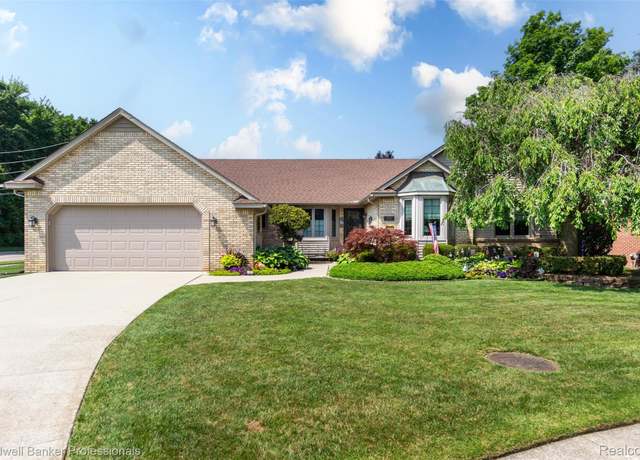 Property at 36166 Allen St, Livonia, MI 48154, 3 beds, 2.5 baths