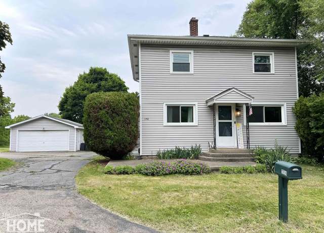 Property at 1150 S Shiawassee St, Owosso, MI 48867, 3 beds, 2 baths