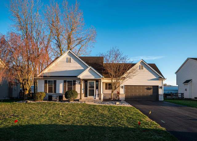Property at 1209 Hackman Dr, Temperance, MI 48182, 4 beds, 2 baths