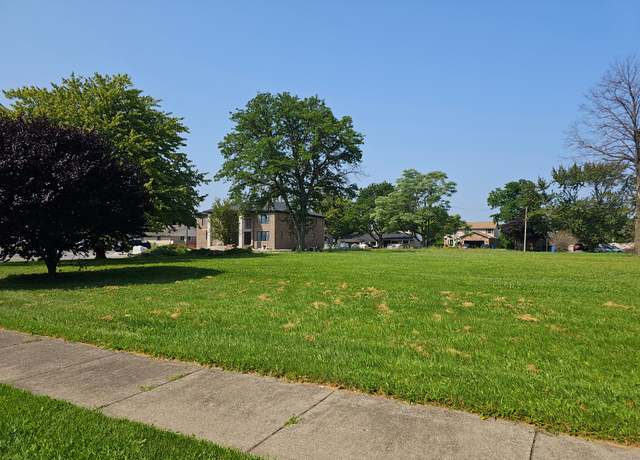 Property at 2207 Kinmore St, Dearborn Heights, MI 48127