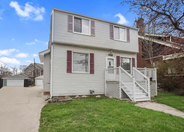 Property at 2028 Crooks Rd, Royal Oak, MI 48073, 3 beds, 2 baths