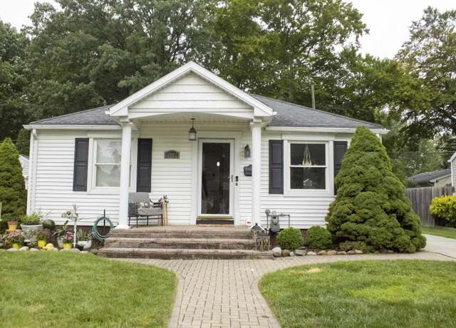 Property at 3021 Cooper Ave, Port Huron, MI 48060, 2 beds, 1 bath