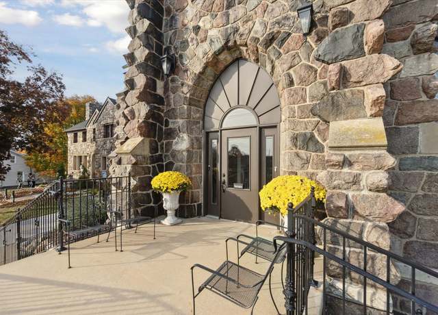 Property at 229 E Commerce St #1, Milford, MI 48381, 2 beds, 2.5 baths