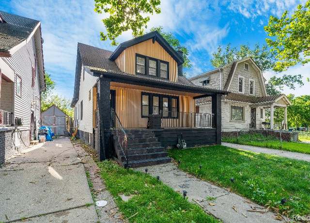Property at 475 Algonquin St, Detroit, MI 48215, 4 beds, 3 baths