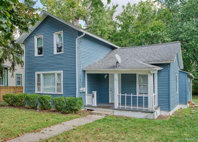 Property at 518 N Locust St, Adrian, MI 49221, 2 beds, 1 bath
