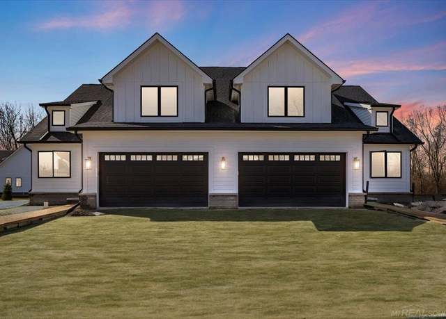 Property at 5865 Heights Blvd, Sterling Heights, MI 48314, 3 beds, 3.5 baths