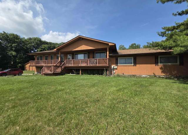Property at 55305 Fairchild Rd, Macomb, MI 48042, 3 beds, 1 bath