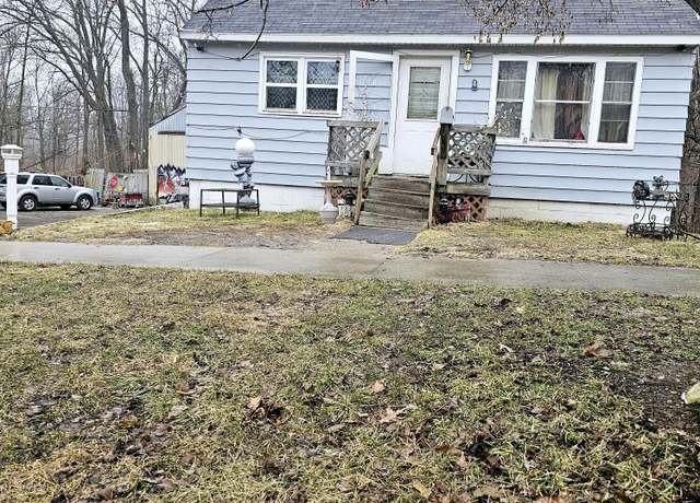 Property at 210 Fifth Ave, Three Rivers, MI 49093, 2 beds, 1 bath