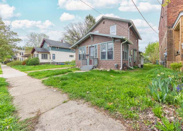 Property at 429 W Dutton St, Kalamazoo, MI 49007, 4 beds, 2 baths