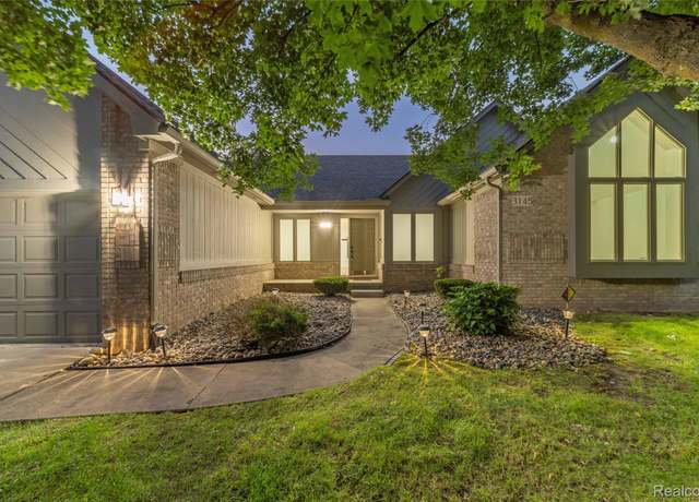Property at 3145 Point Of The Woods Dr, West Bloomfield, MI 48324, 4 beds, 3 baths