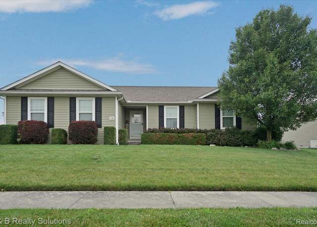 Property at 7781 Wilshire Dr, Almont, MI 48003, 3 beds, 2 baths