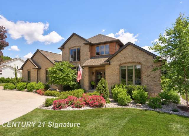 Property at 4296 Summerwood Ln, Saginaw, MI 48603, 5 beds, 5 baths