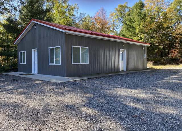 Property at 4055 S Evergreen Dr, Newaygo, MI 49337, 0.5 baths
