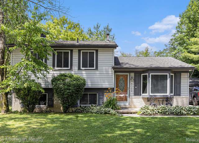 Property at 41173 Cimarron St, Clinton Township, MI 48038, 4 beds, 1.5 baths
