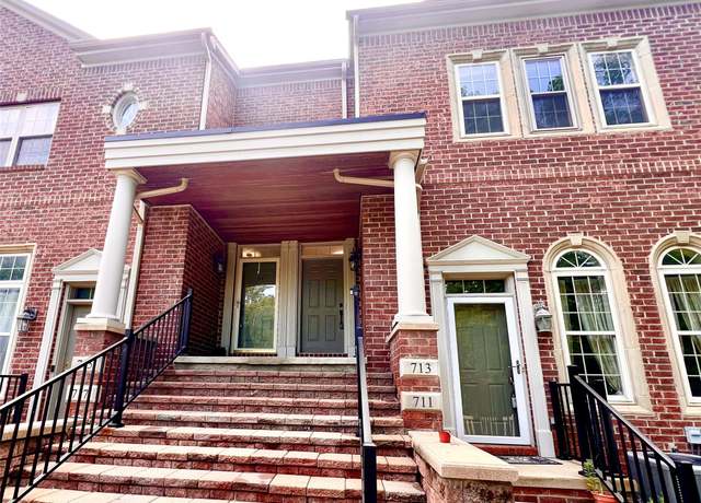 Property at 713 River Park Village Blvd, Northville, MI 48167, 3 beds, 2.5 baths