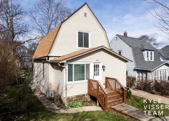 Property at 135 Houseman Ave NE, Grand Rapids, MI 49503, 3 beds, 2 baths