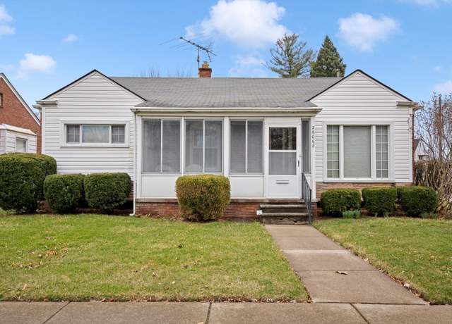 Property at 26068 Fordson Hwy, Redford, MI 48239, 3 beds, 1 bath