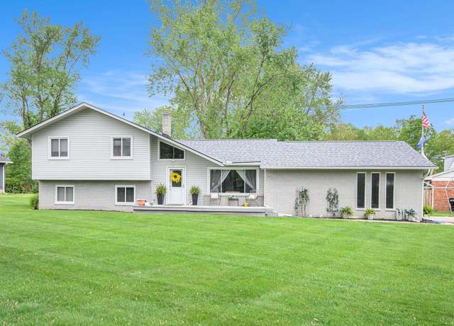Property at 3488 Hilton Estates Dr, Brighton, MI 48114, 4 beds, 2 baths