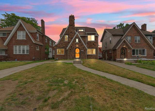 Property at 17190 Santa Barbara Dr, Detroit, MI 48221, 4 beds, 2.5 baths