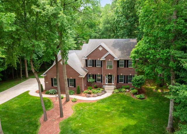 Property at 33081 Old Post Rd, Niles, MI 49120, 6 beds, 4 baths