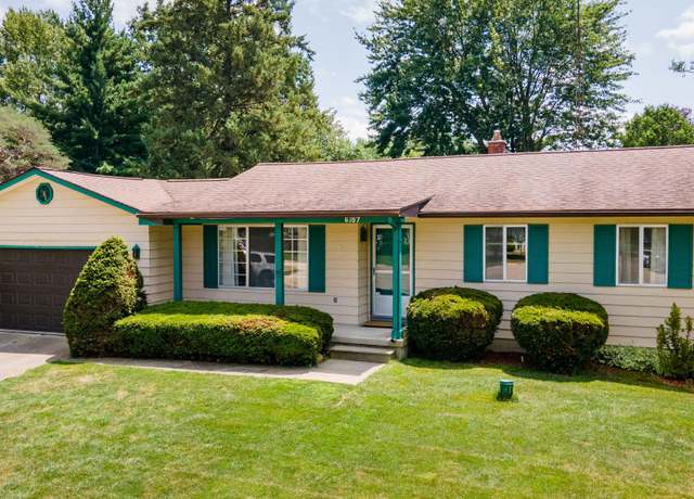 Property at 6157 Coventry Dr, Swartz Creek, MI 48473, 3 beds, 1.5 baths