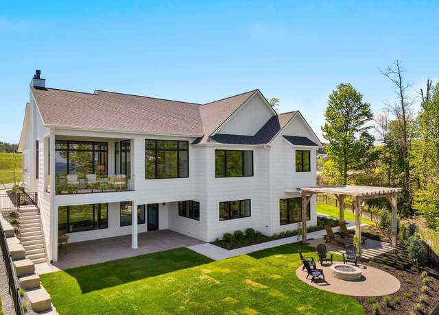 Property at 13759 S Meridian Dr, Traverse City, MI 49584, 5 beds, 4 baths