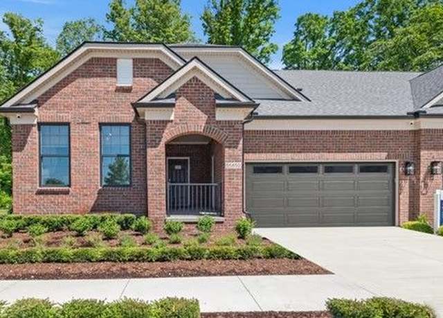 Property at 55602 Oak Pointe Dr, Utica, MI 48315, 2 beds, 2 baths