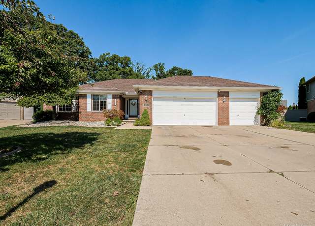 Property at 38360 Clinton Ct, Westland, MI 48186, 3 beds, 3.5 baths