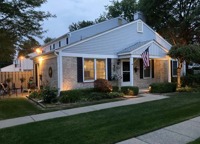 Property at 24618 North Meadows St, Harrison Township, MI 48043, 2 beds, 2.5 baths