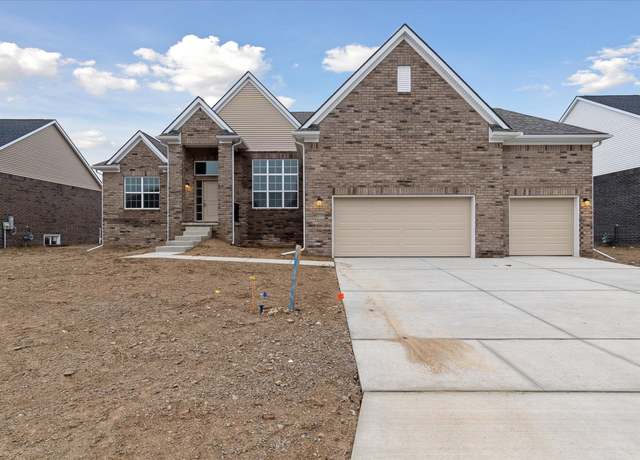 Property at 14244 Red Oak Dr, Belleville, MI 48111, 3 beds, 2.5 baths
