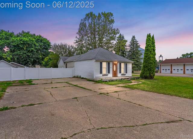 Property at 335 Main St, Morrice, MI 48857, 4 beds, 1 bath