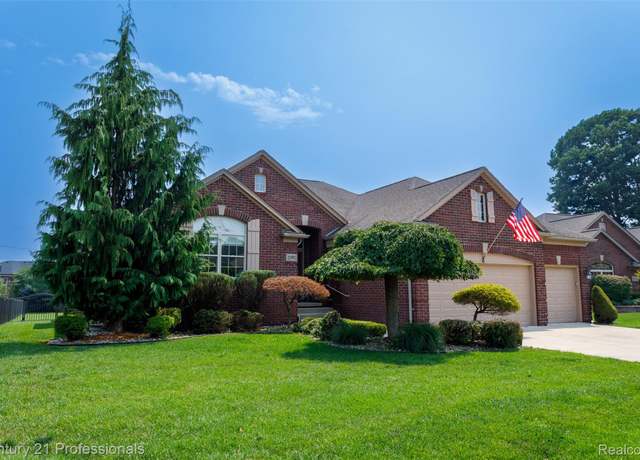 Property at 21592 Pine Cone Drive Dr, Macomb Township, MI 48042, 3 beds, 2.5 baths