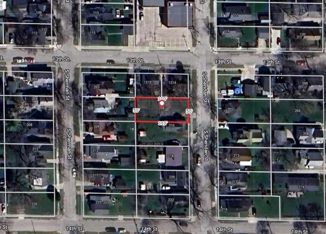 Property at 208 S Sheridan St, Bay City, MI 48708, 1 bath