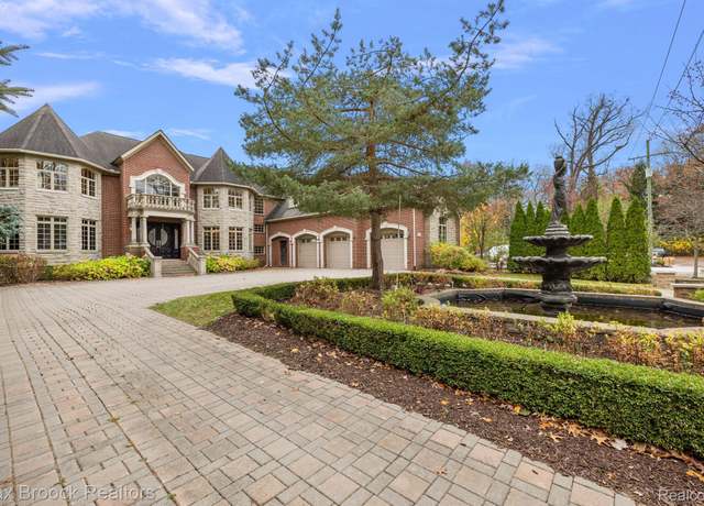 Property at 8439 Arlis St, Commerce Twp, MI 48382, 5 beds, 6 baths